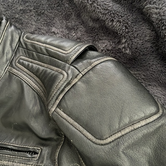 Vintage Harley Davidson leather motorcycle jacket. Men’s XL. My favorite HD coat - Picture 9 of 13